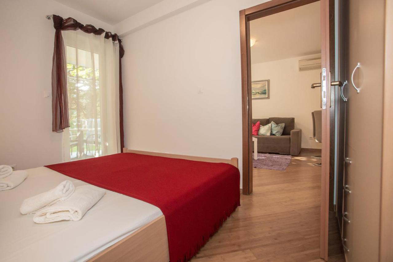Apartment Bela โปเรช ภายนอก รูปภาพ