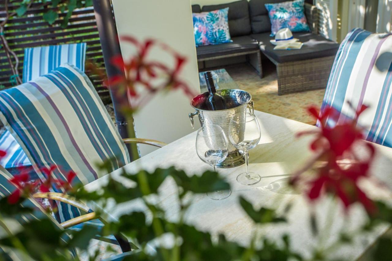Apartment Bela โปเรช ภายนอก รูปภาพ