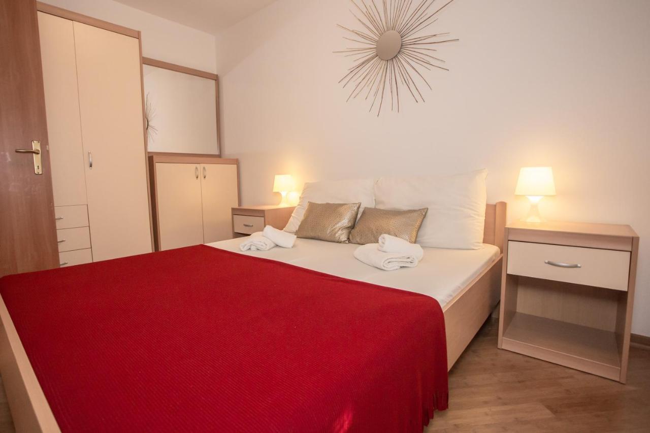 Apartment Bela โปเรช ภายนอก รูปภาพ